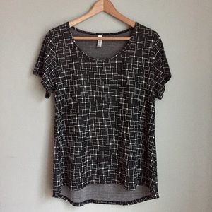 LuLaRoe | Black Classic Tee Starlight Size Large